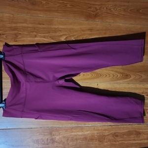 🖤Fabletics🖤 PureLuxe capris🖤